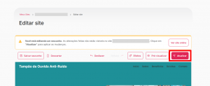 Imagem do editor de páginas do Criador de Sites com IA destacando o botão de atualizar no lado superior direito da tela.