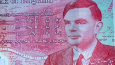Alan Turing foi homenageado ao estampar nota de £50 no Reino Unido.