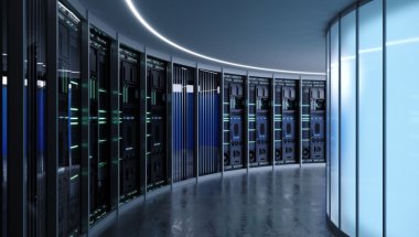 A imagem mostra uma sala com diversos servidores, possivelmente sendo uma instalação que suporta opções como o VPS Windows.