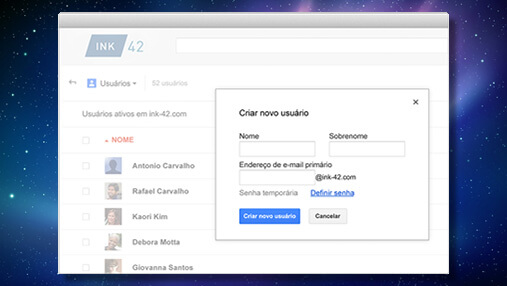 Imagem de um notebook exibindo o painel de administração de usuários de uma conta.